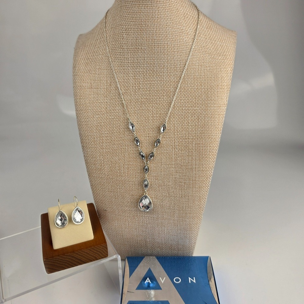 Mod Faceted Necklace and Pierced Earring Gift Set Avon
